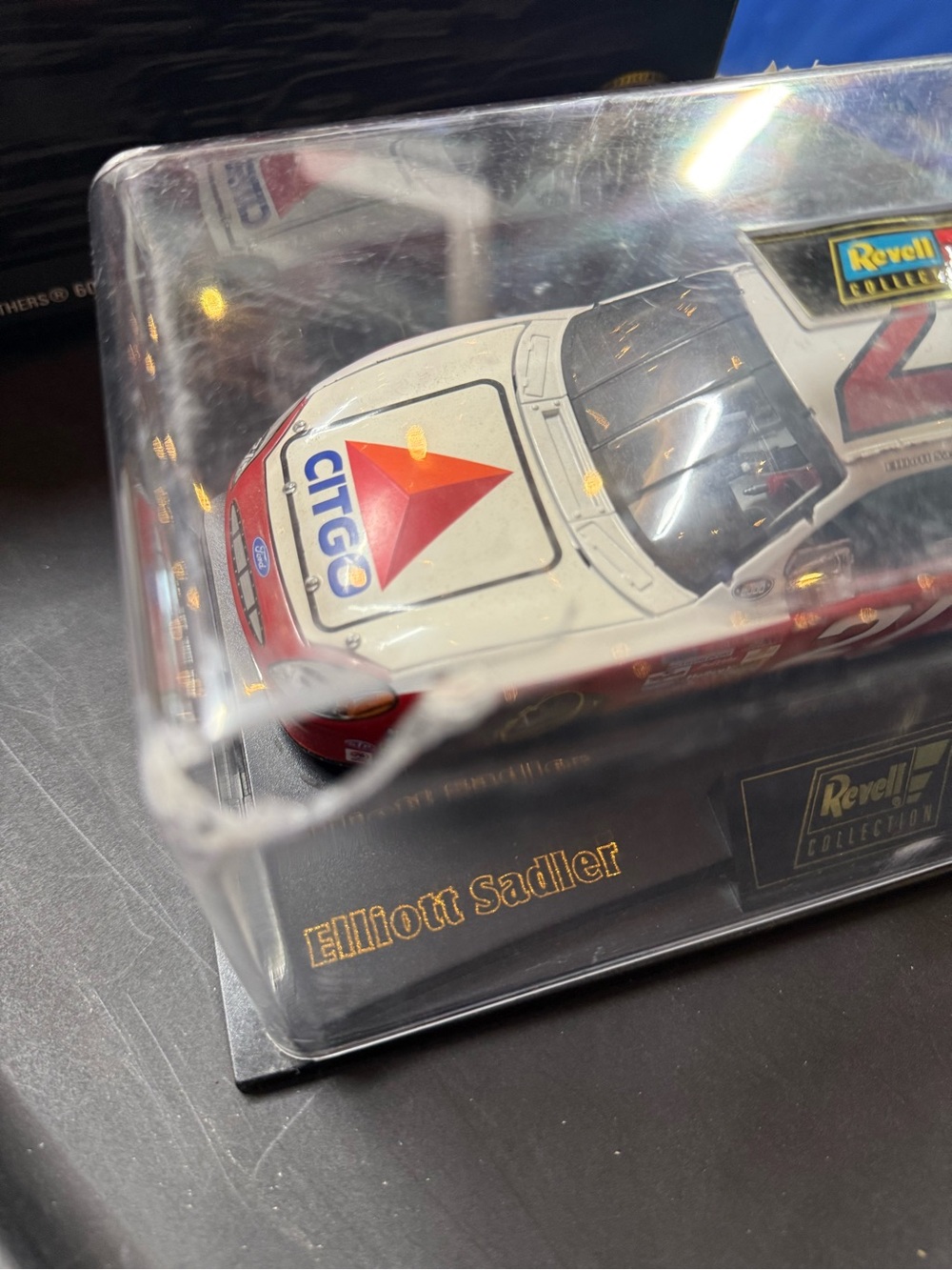 1/24 scale NASCAR - Picture 5 of 6